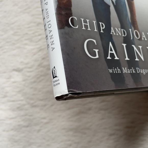 The Magnolia Story by Chip And Joanna Gaines Book - Picture 9 of 14